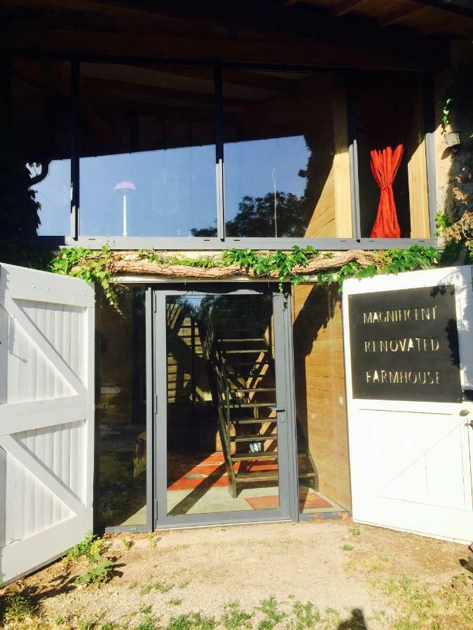 شقة Magnificent Renovated Farmhouse - 10 Min A7 - Anneyron المظهر الخارجي الصورة