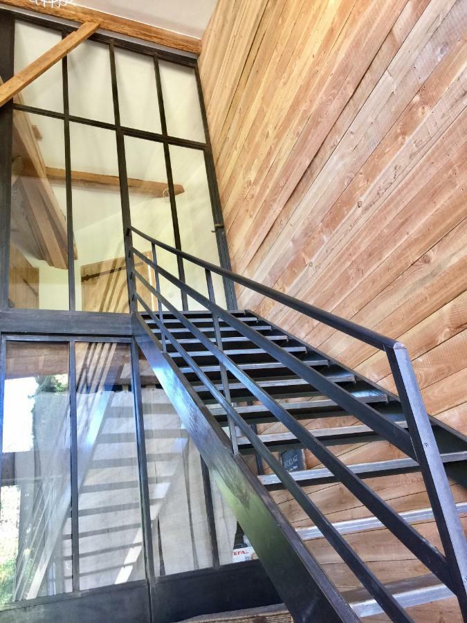 شقة Magnificent Renovated Farmhouse - 10 Min A7 - Anneyron المظهر الخارجي الصورة