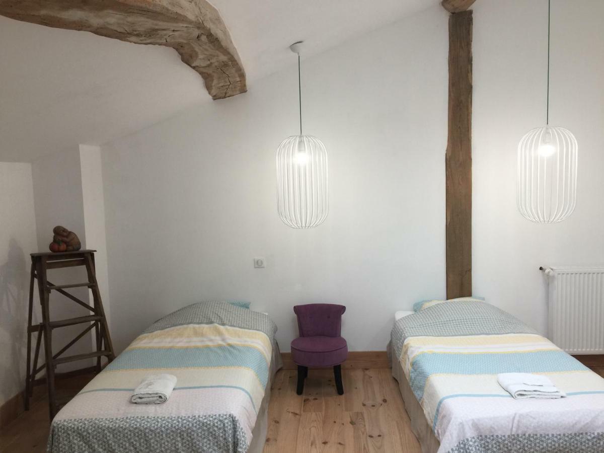 شقة Magnificent Renovated Farmhouse - 10 Min A7 - Anneyron المظهر الخارجي الصورة