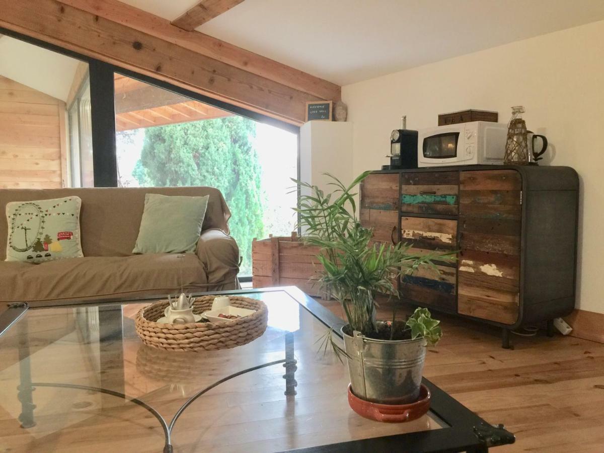 شقة Magnificent Renovated Farmhouse - 10 Min A7 - Anneyron المظهر الخارجي الصورة