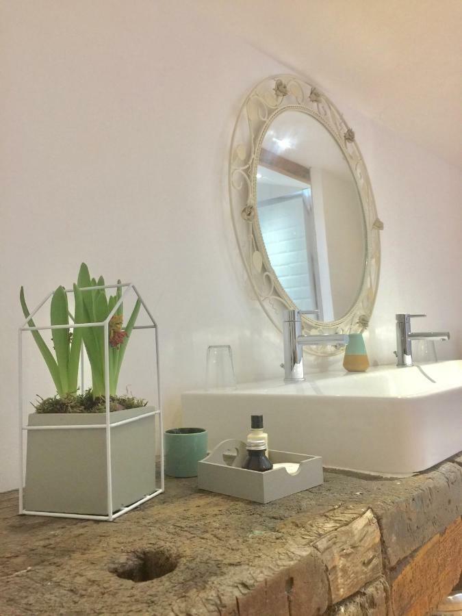 شقة Magnificent Renovated Farmhouse - 10 Min A7 - Anneyron المظهر الخارجي الصورة